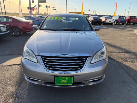 2013 Chrysler 200 LX