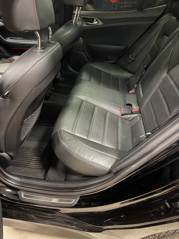 2019 Kia Stinger GT2