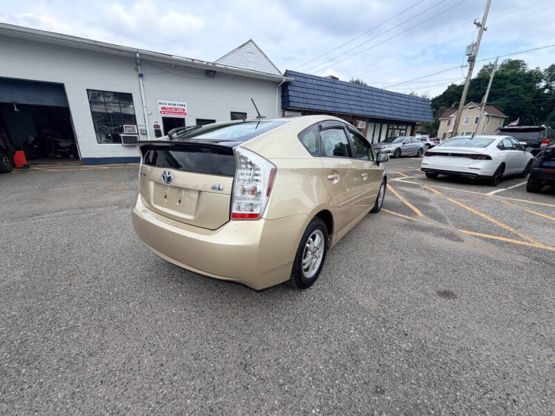 2011 Toyota Prius Two