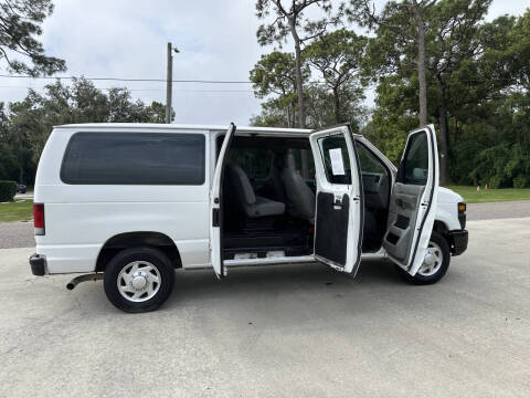 2010 Ford E-350