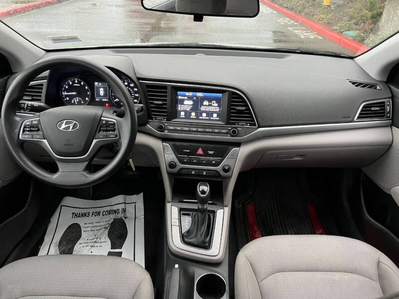 2018 Hyundai Elantra SEL
