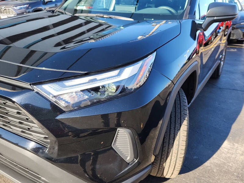 2025 Toyota RAV4 Hybrid LE