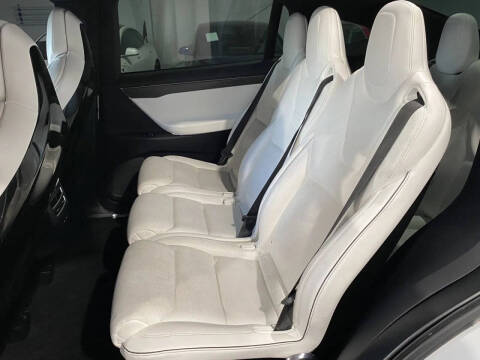 2016 Tesla Model X P90D