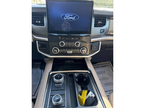 2024 Ford Expedition MAX XLT