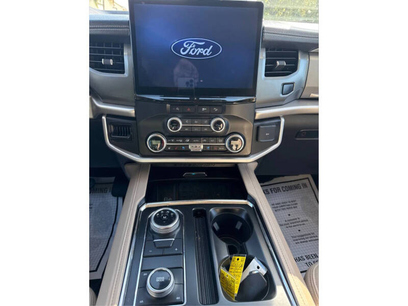 2024 Ford Expedition MAX XLT