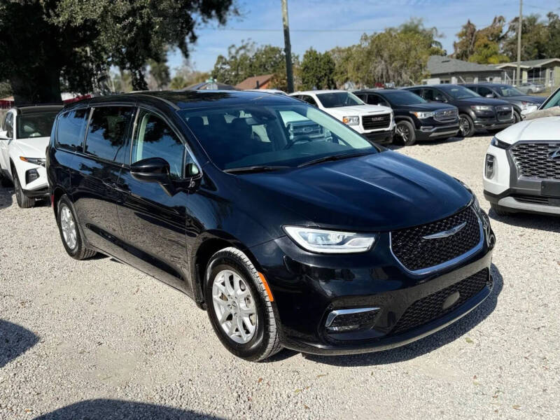 2023 Chrysler Pacifica Touring L