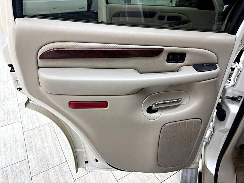 2005 Cadillac Escalade