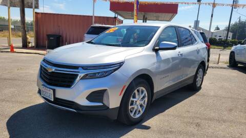 2022 Chevrolet Equinox for sale at Martinez Used Cars INC in Livingston CA