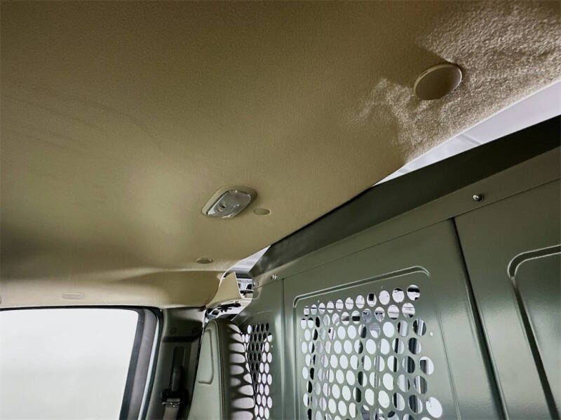 2024 Chevrolet Express 2500