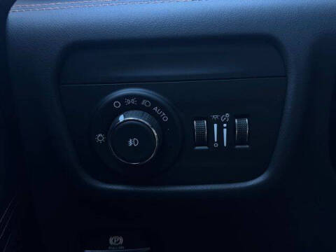 2023 Jeep Grand Cherokee Summit