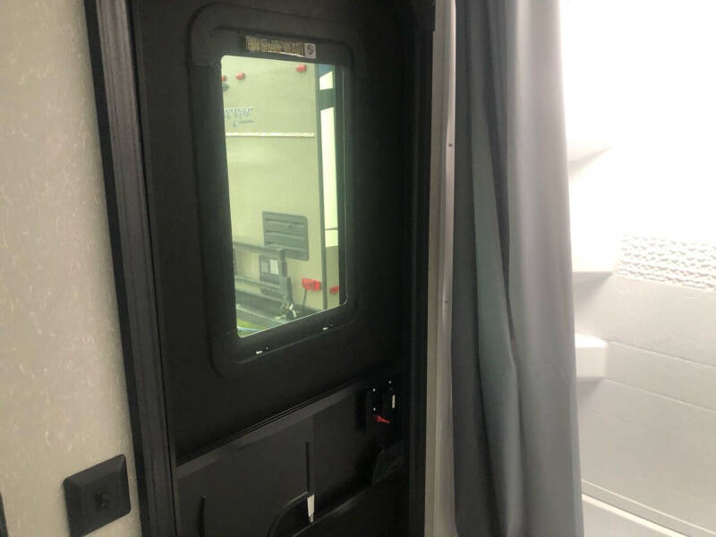 2021 FOR RENT!!!  Forest River Greywolf 23DBH