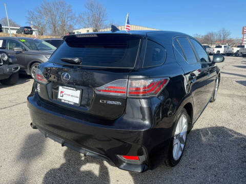 2017 Lexus CT 200h