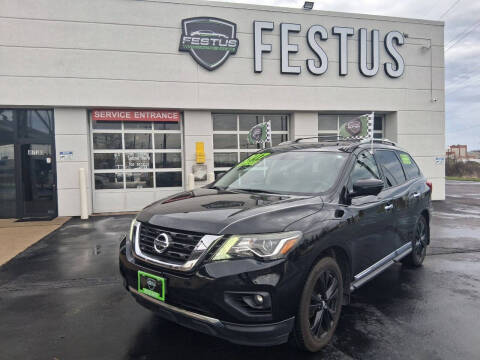 2017 Nissan Pathfinder Platinum