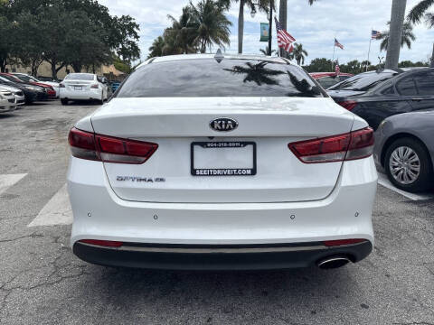 2018 Kia Optima S