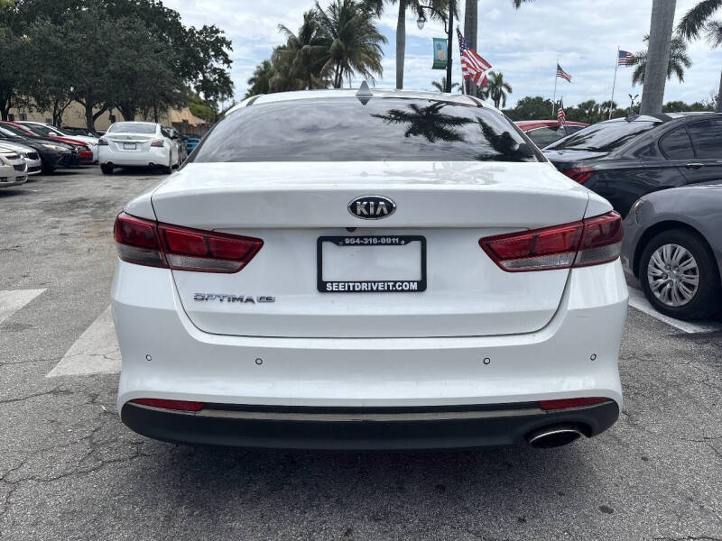 2018 Kia Optima S