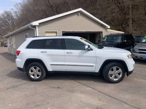 2013 Jeep Grand Cherokee for sale at Iowa Auto Sales, Inc in Sioux City IA