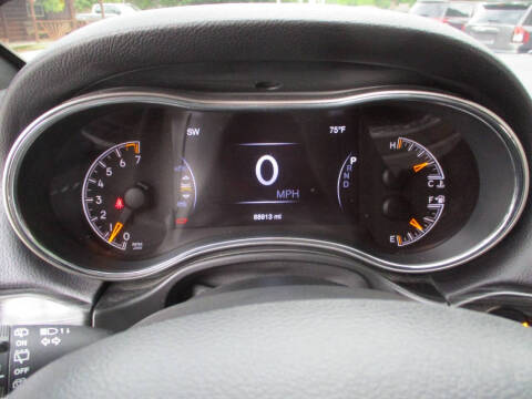 2019 Jeep Grand Cherokee Laredo