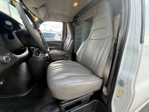 2018 GMC Savana 2500