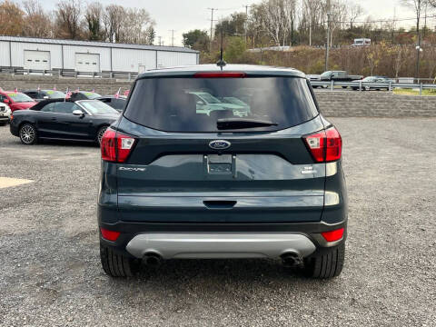 2019 Ford Escape SE