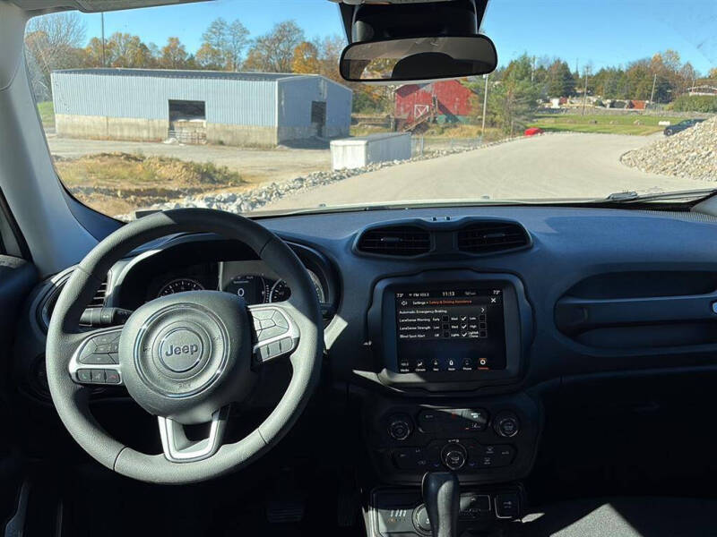 2023 Jeep Renegade Latitude