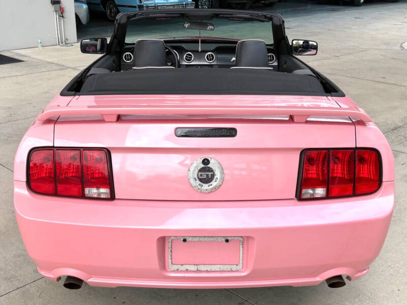 2006 Ford Mustang