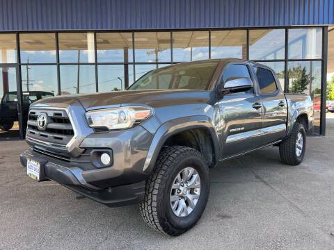2017 Toyota Tacoma for sale at South Commercial Auto Sales Albany in Albany OR
