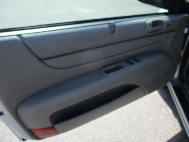 2003 Chrysler Sebring LXi