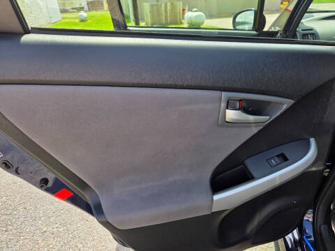 2014 Toyota Prius Two