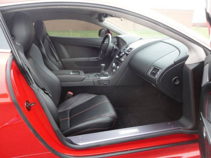 2012 Aston Martin V8 Vantage