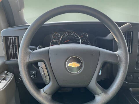 2023 Chevrolet Express 2500