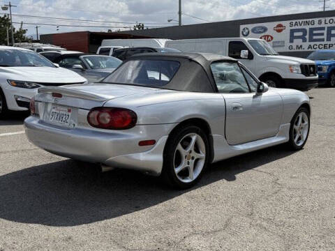2003 Mazda MX-5 Miata LS