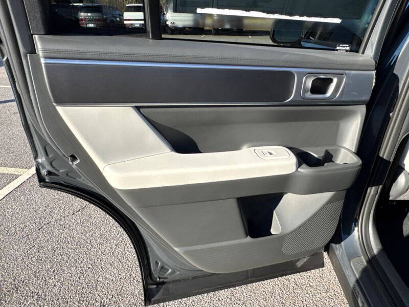 2026 Hyundai Santa Fe SE