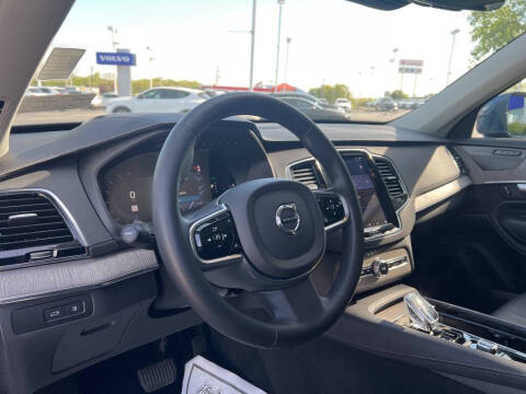 2023 Volvo XC90 Recharge T8 Ultimate Bright Theme 7P