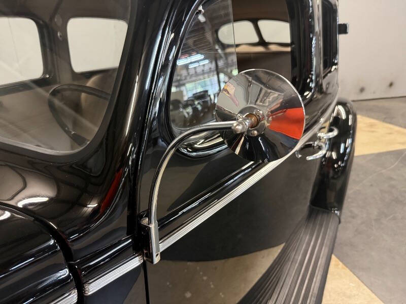 1940 Ford Deluxe