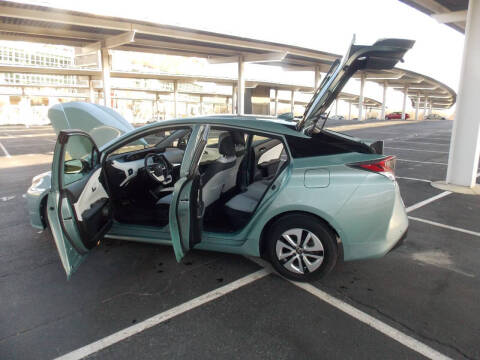 2017 Toyota Prius Three