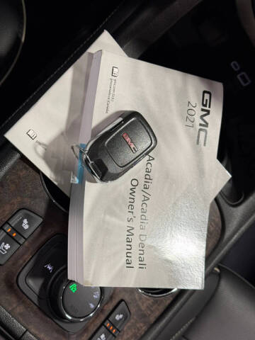 2021 GMC Acadia Denali