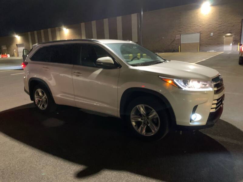 2019 Toyota Highlander for sale at Eastclusive Motors LLC in Hasbrouck Heights NJ