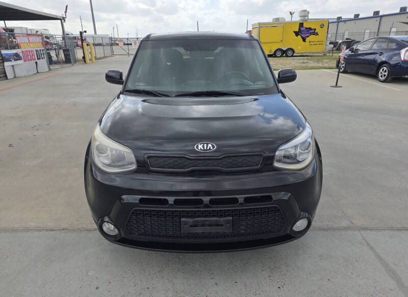 2016 Kia Soul +