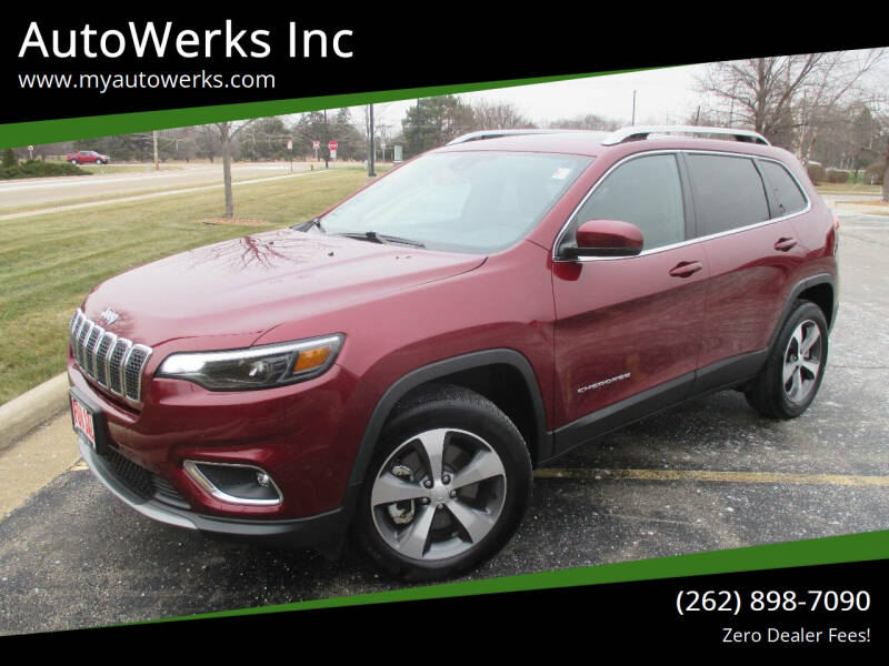 Jeep Cherokee's photo