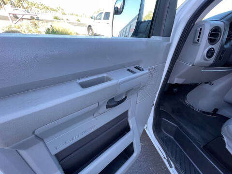2014 Ford E-Series