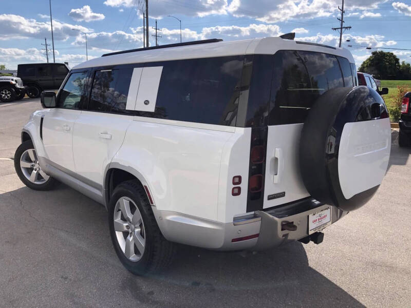 2023 Land Rover Defender 130 First Edition