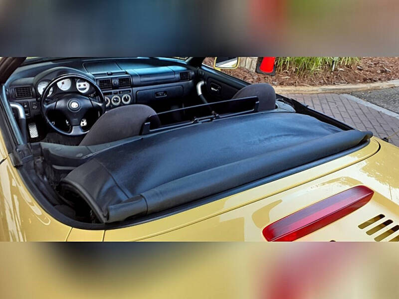 2001 Toyota MR2 Spyder
