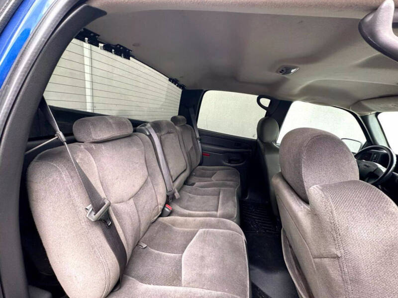 2004 GMC Sierra 2500HD