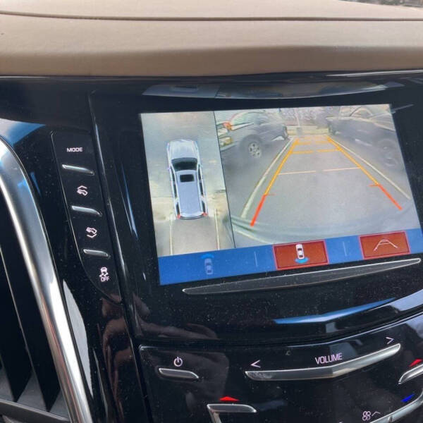 2018 Cadillac Escalade ESV Platinum