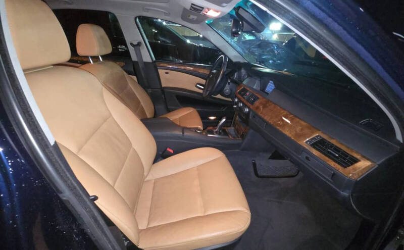 2008 BMW 5 Series 528i