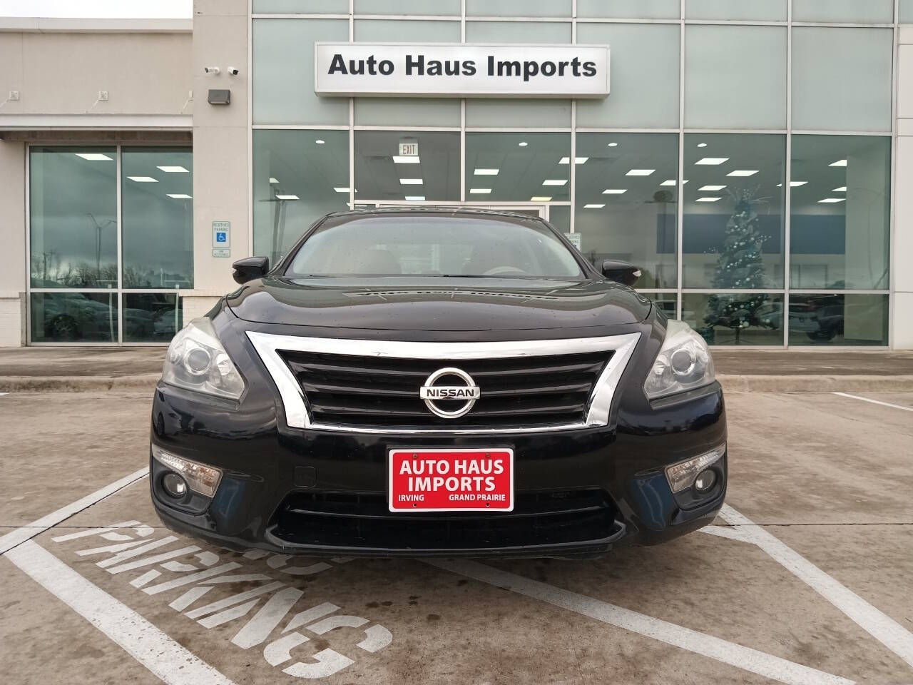 2015 Nissan Altima for sale at Auto Haus Imports in Irving, TX