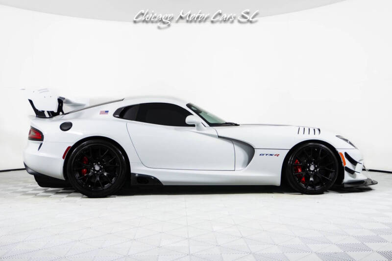 2017 Dodge Viper GTC