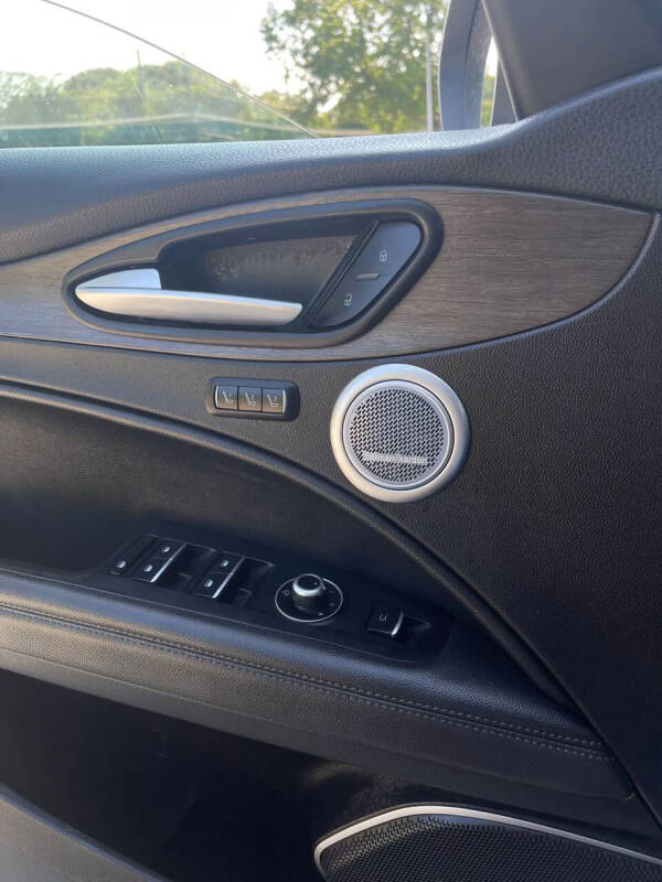 2018 Alfa Romeo Stelvio Ti