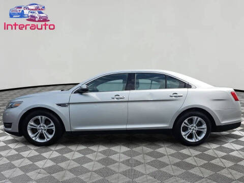 2017 Ford Taurus SEL