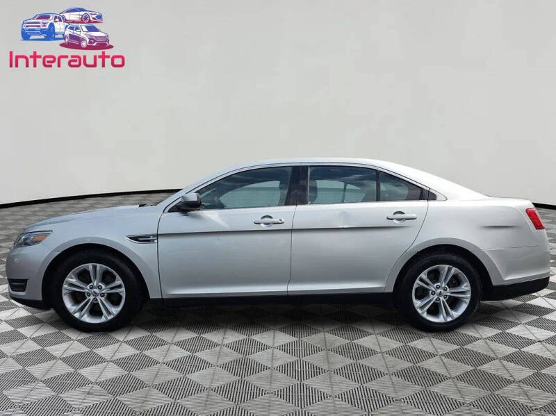 2017 Ford Taurus SEL